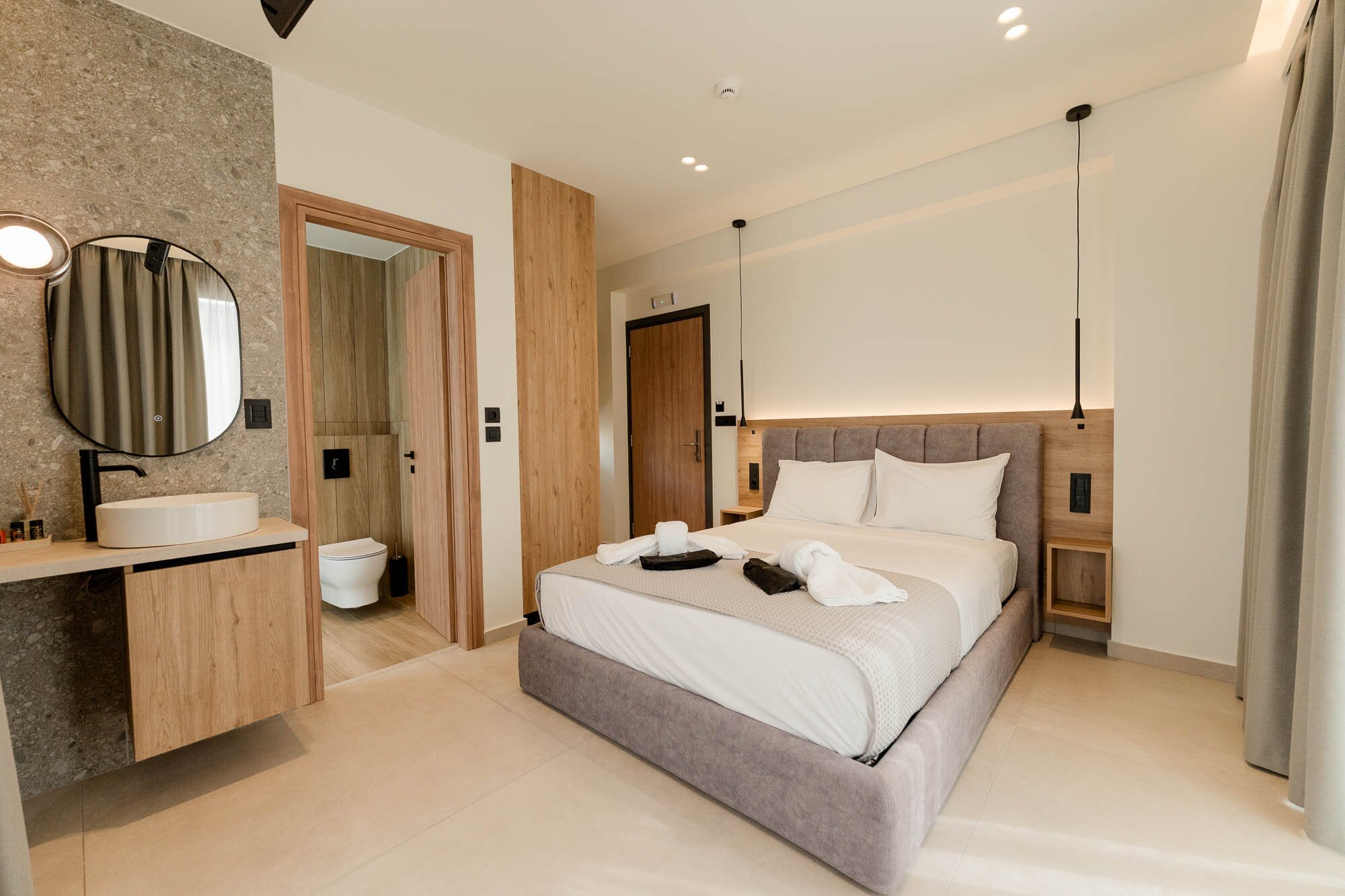 Bright View Double Room 5