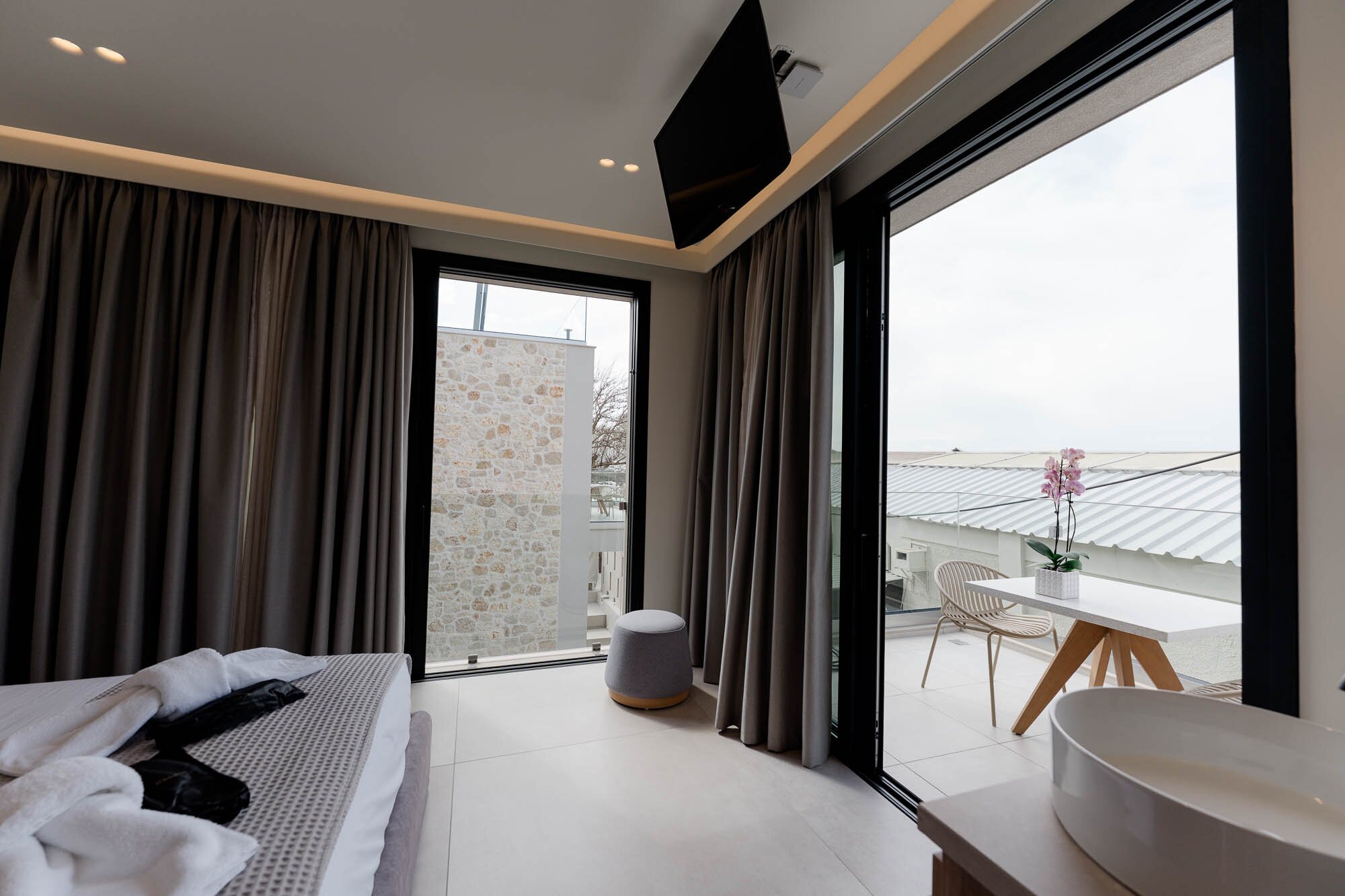 Bright View Double Room 7