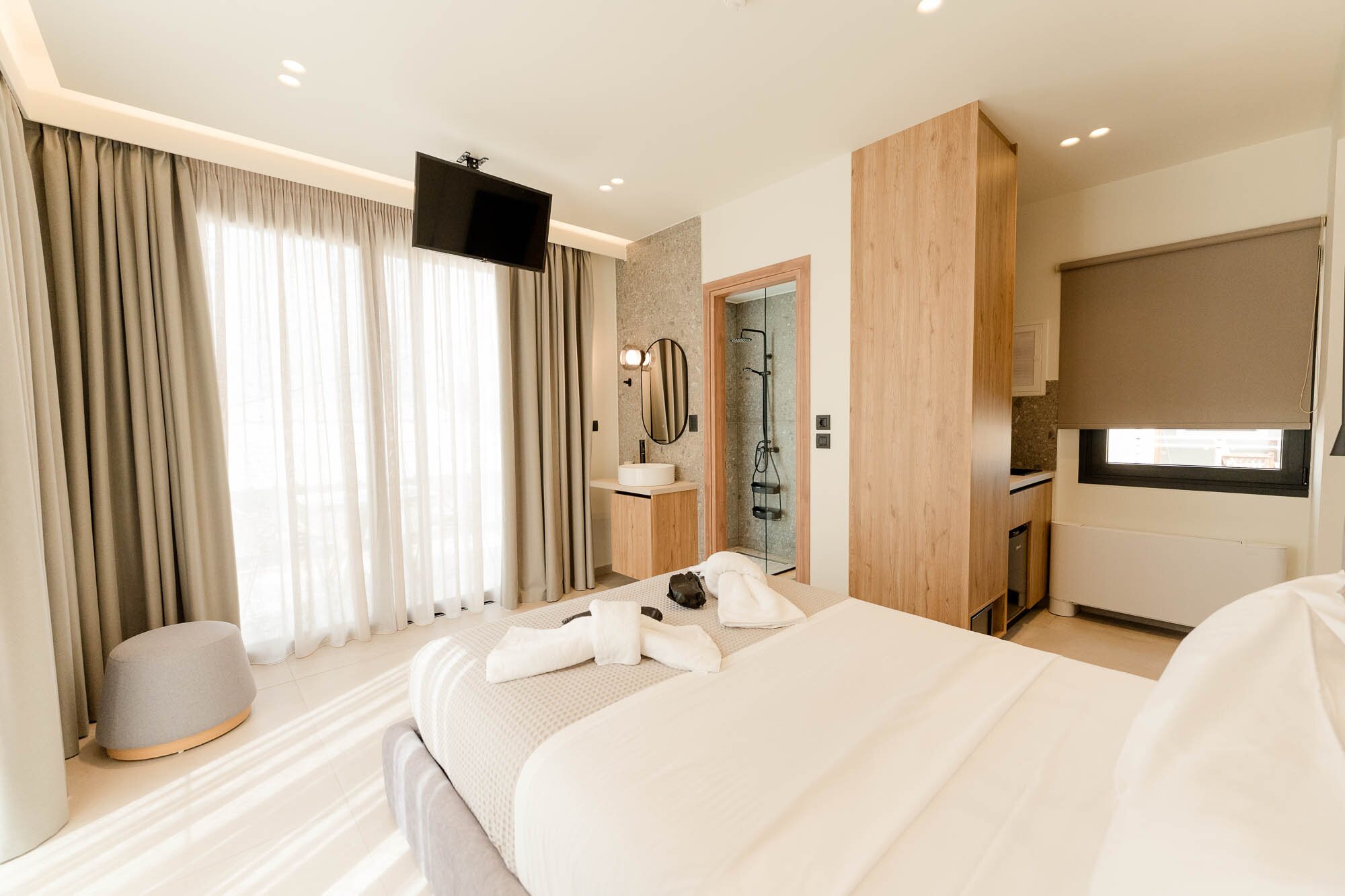 Bright View Double Room 8